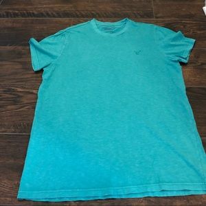 Men’s AEO tee